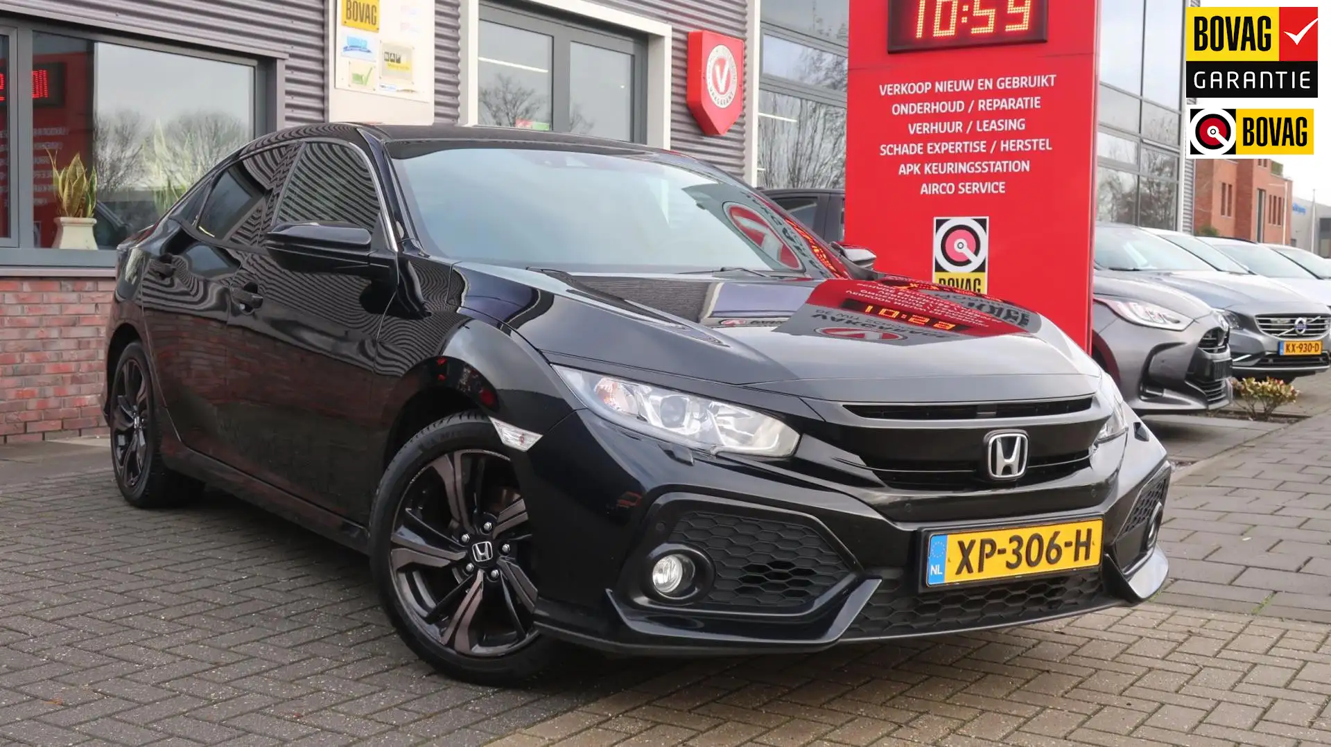Honda Civic 1.0 i-VTEC Elegance / Achteruitrijcamera / Navi / Zwart - 1