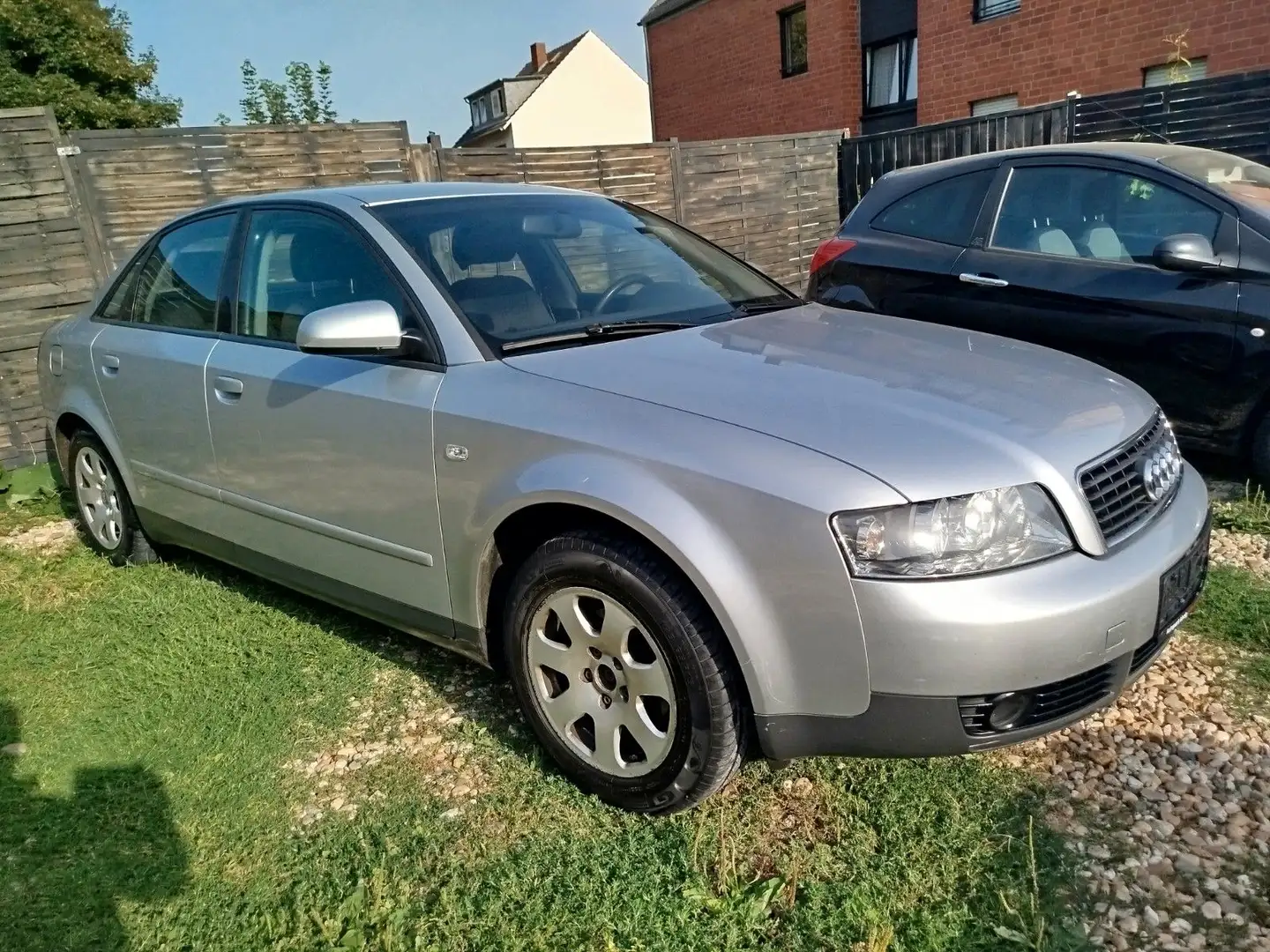 Audi A4 1.6*Klima*Inspektion*TÜV Argent - 1