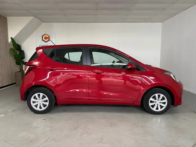 Hyundai I10 view 8