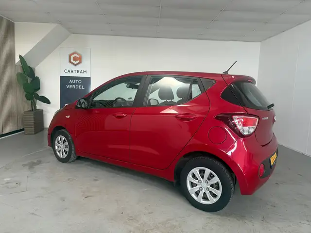 Hyundai I10 view 2