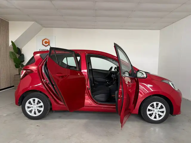Hyundai I10 view 9