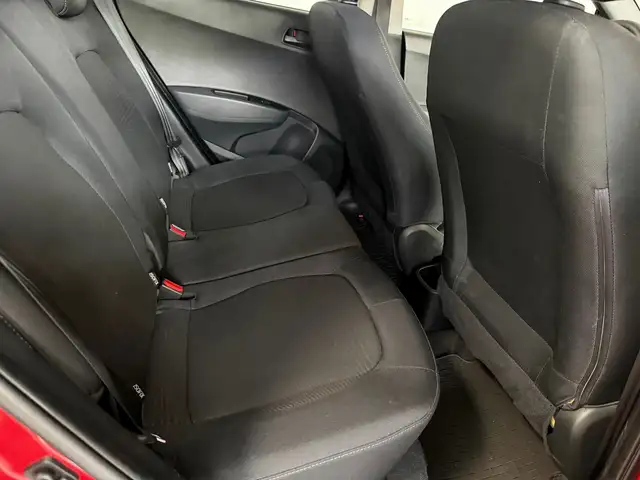 Hyundai I10 view 13