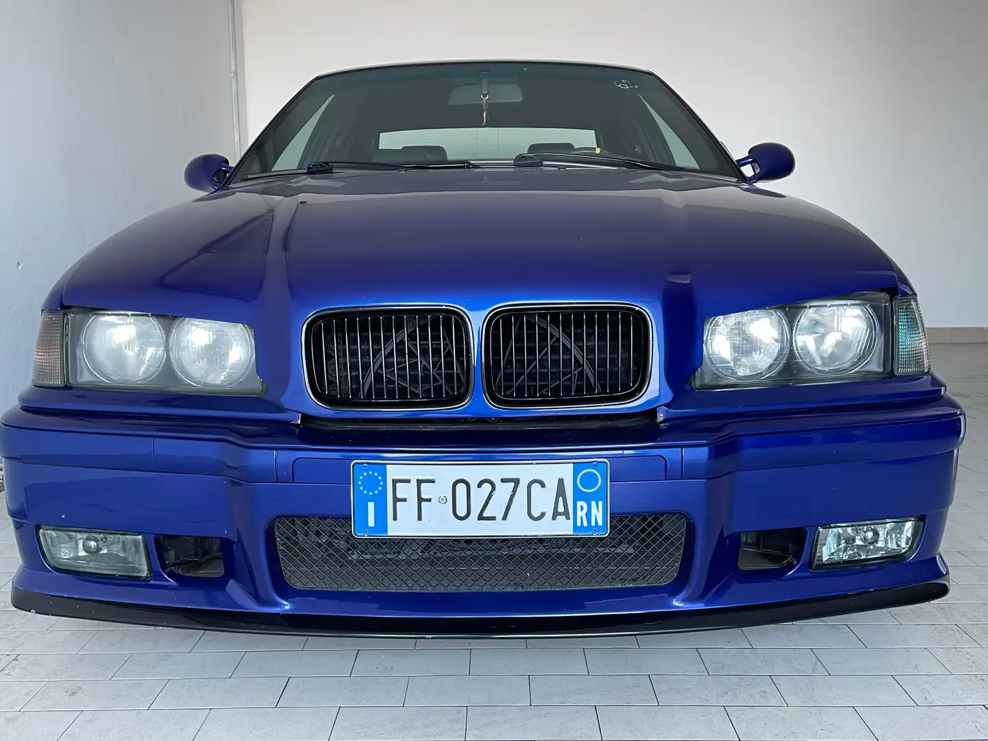 BMW 325 Serie 3 E36 Berlina 325i c/abs cat. Azul - 1