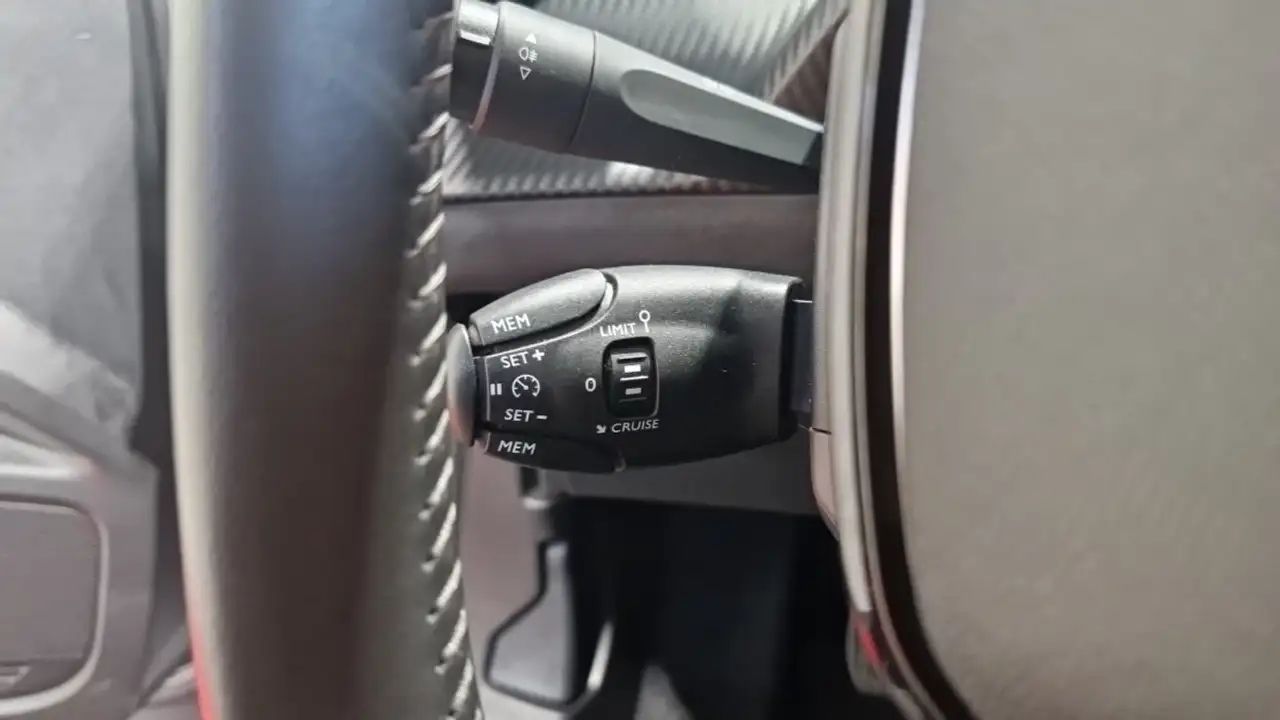 Peugeot 2008 2008 — photo 29