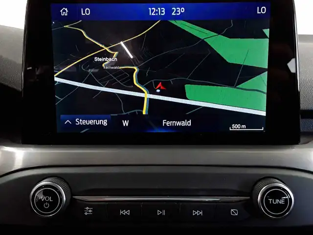 Ford Focus view 12