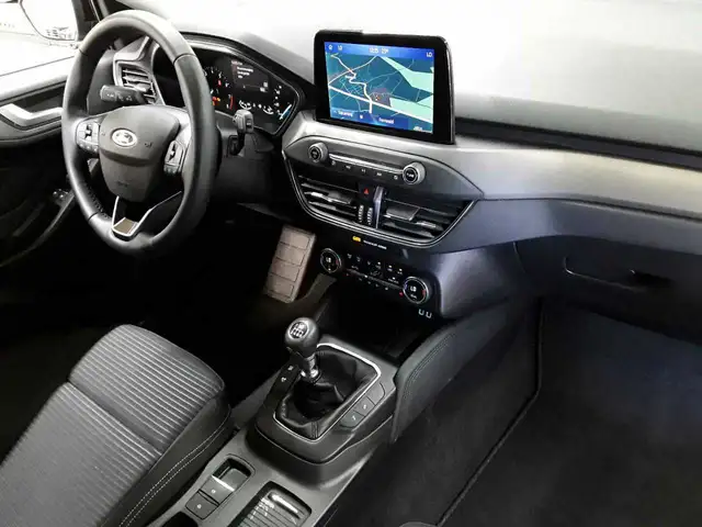 Ford Focus view 9