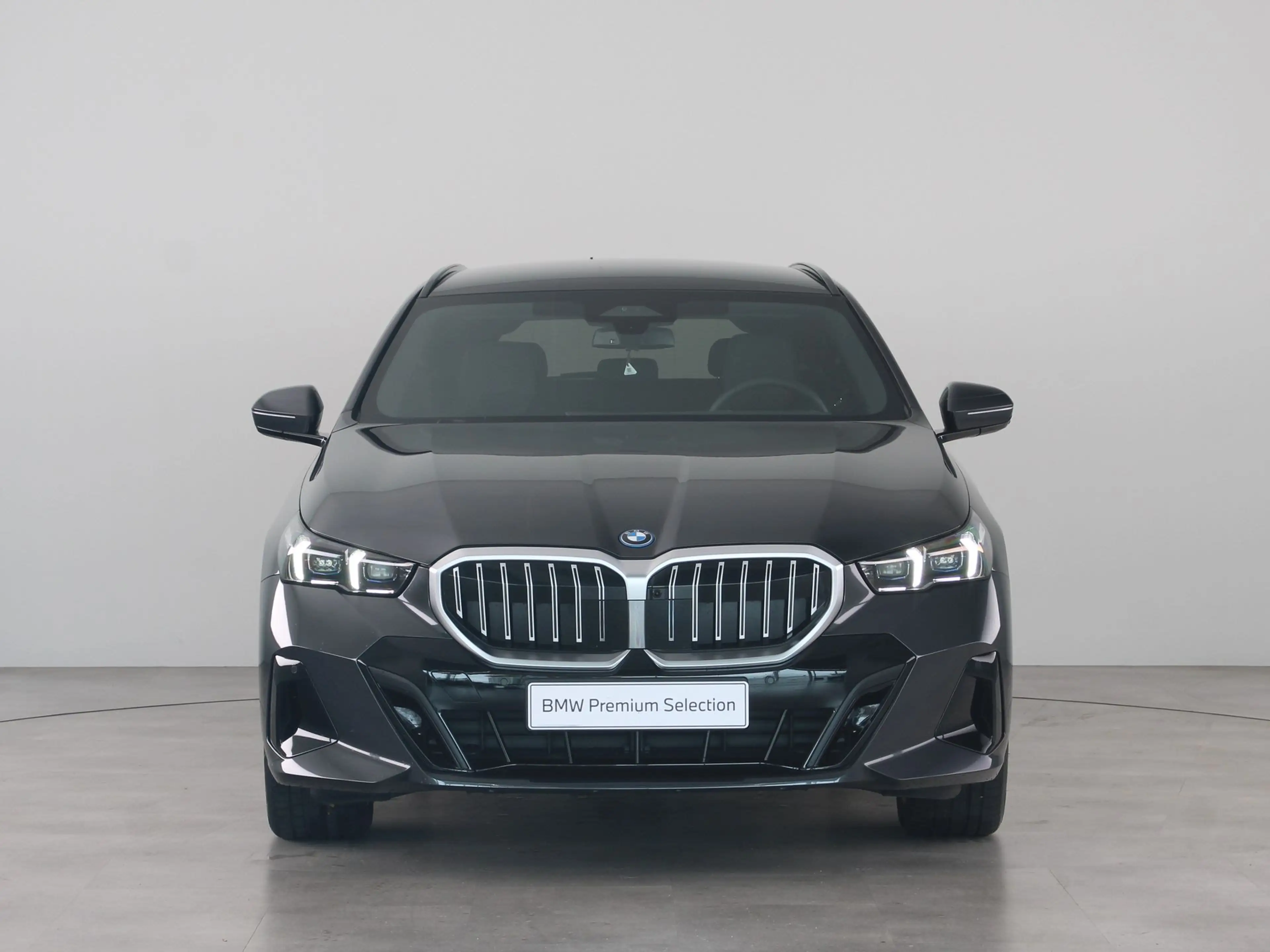 BMW 550 5 Serie Touring 550e xDrive — photo 8