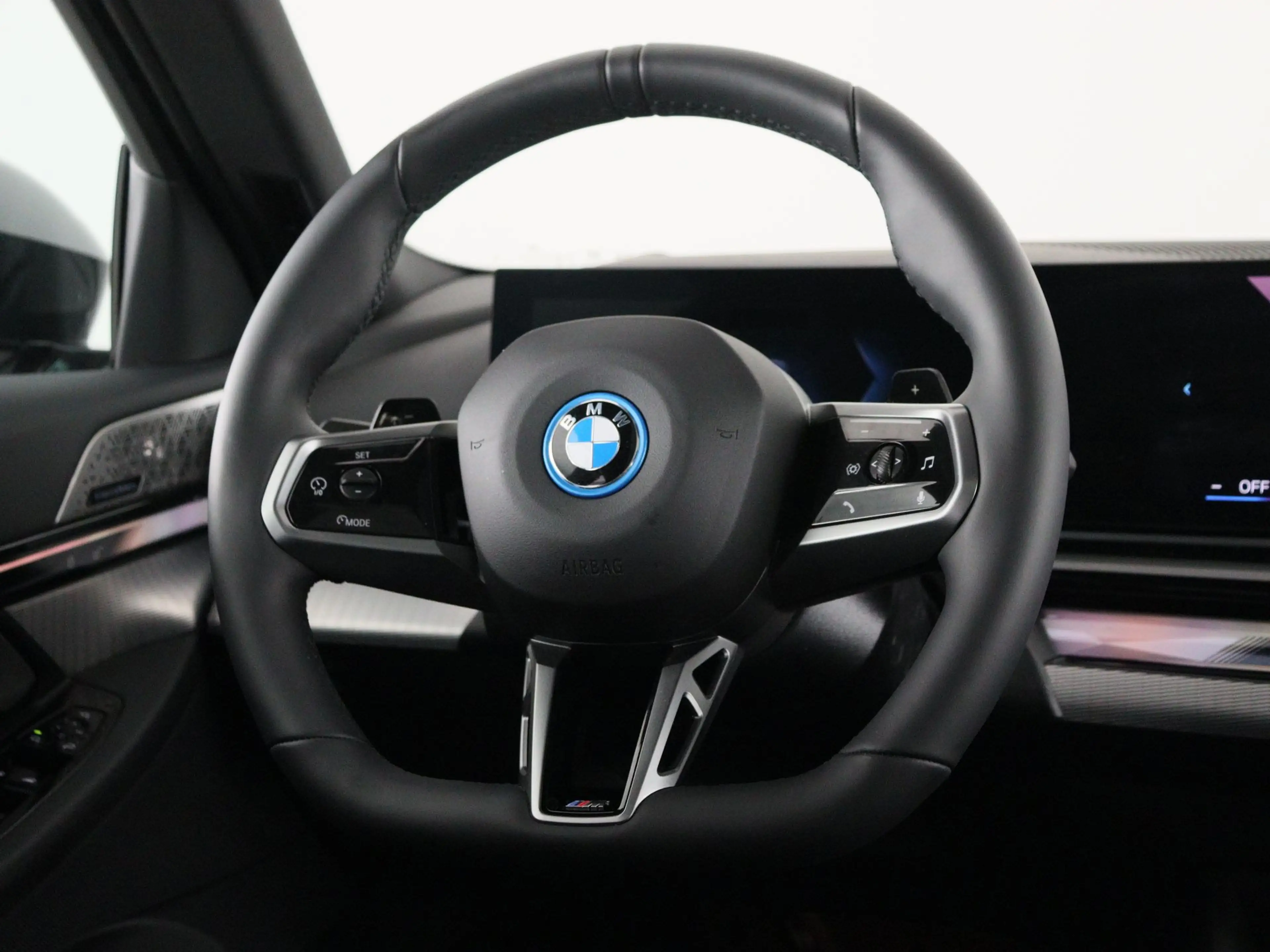 BMW 550 5 Serie Touring 550e xDrive — photo 2