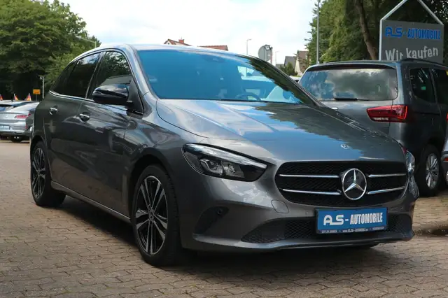 Mercedes-Benz B 200 Progressiv *RFK/LED/NAVI/TEMPO/PDC/VC/AHK*