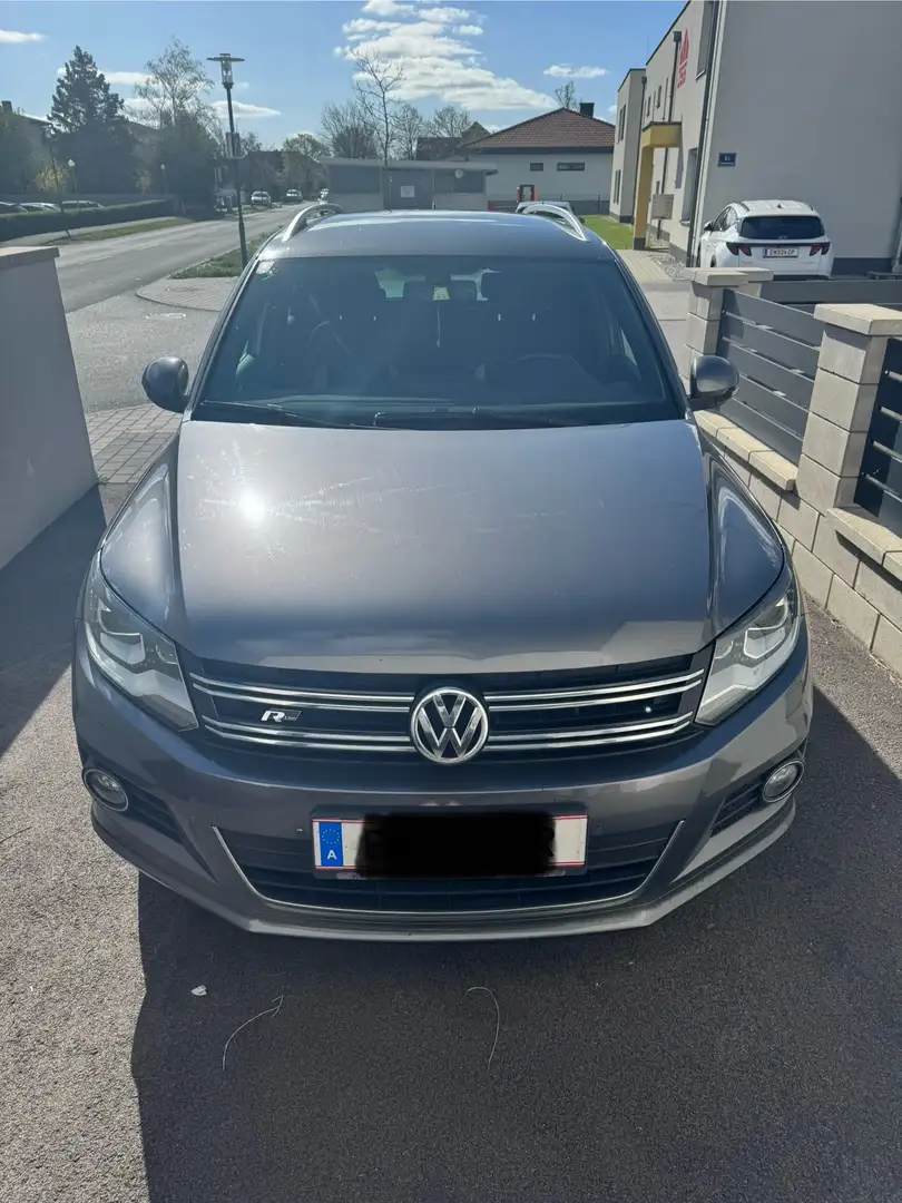 Volkswagen Tiguan Tiguan 2,0 TDI R-Line Grau - 1
