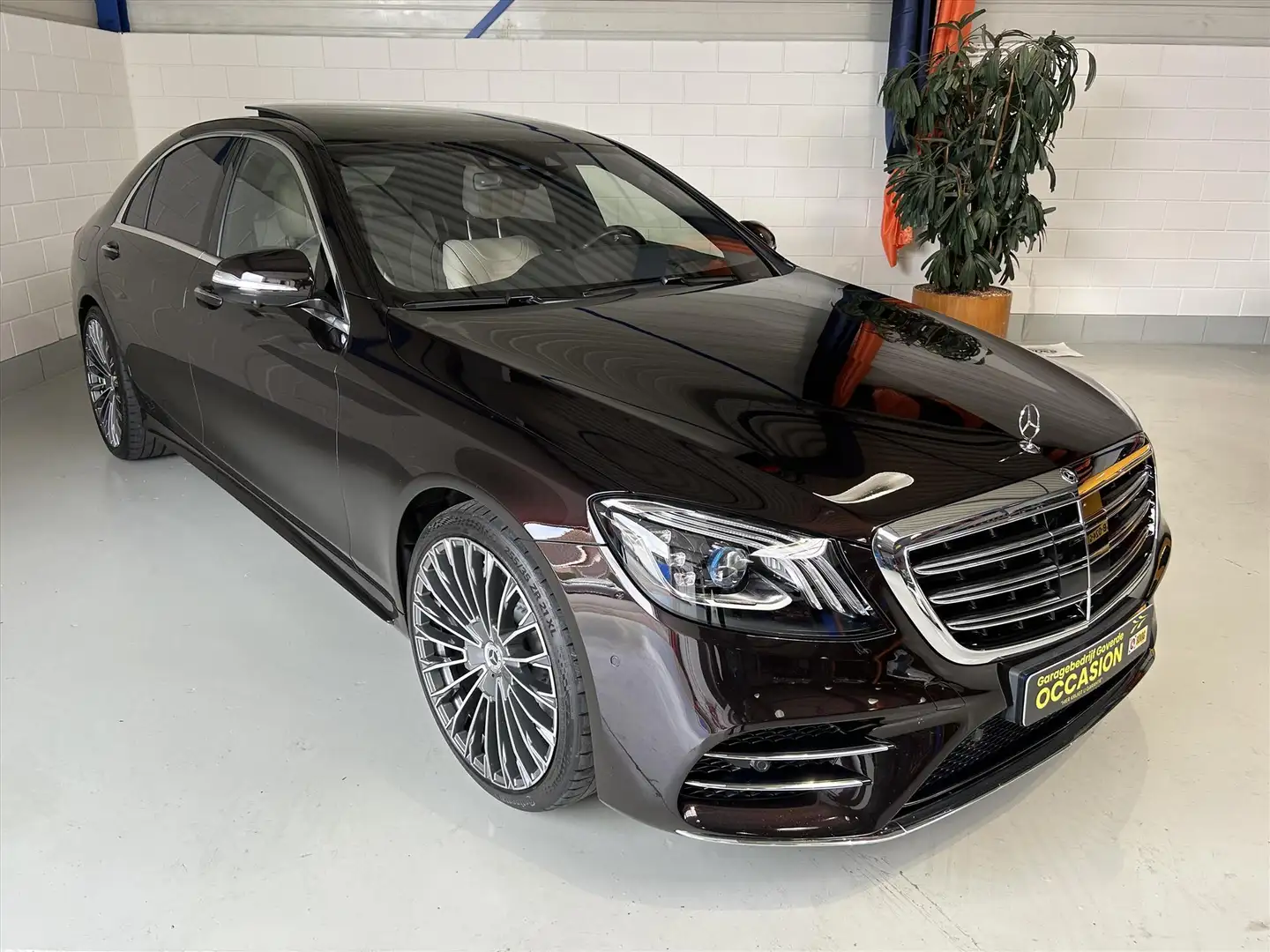 Mercedes-Benz S 560 E Lang 9G AMG Line, 1e eig, NWST, Masage, Noir - 1