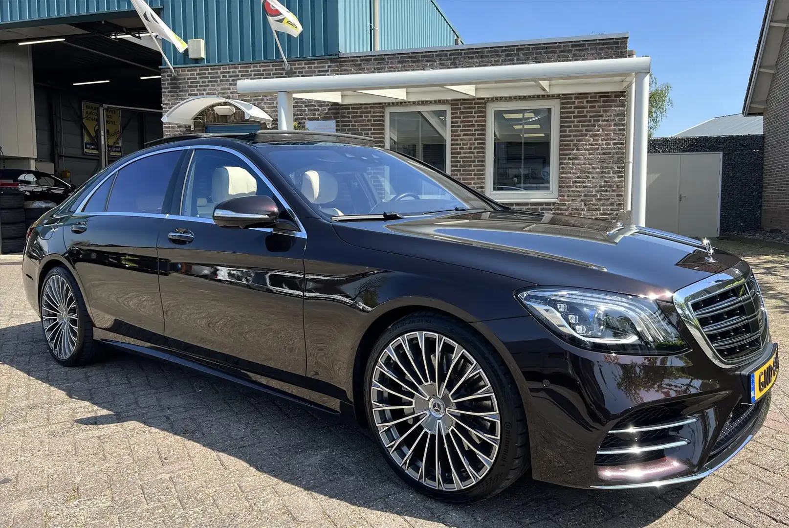 Mercedes-Benz S 560 E Lang 9G AMG Line, 1e eig, NWST, Masage, Negru - 1