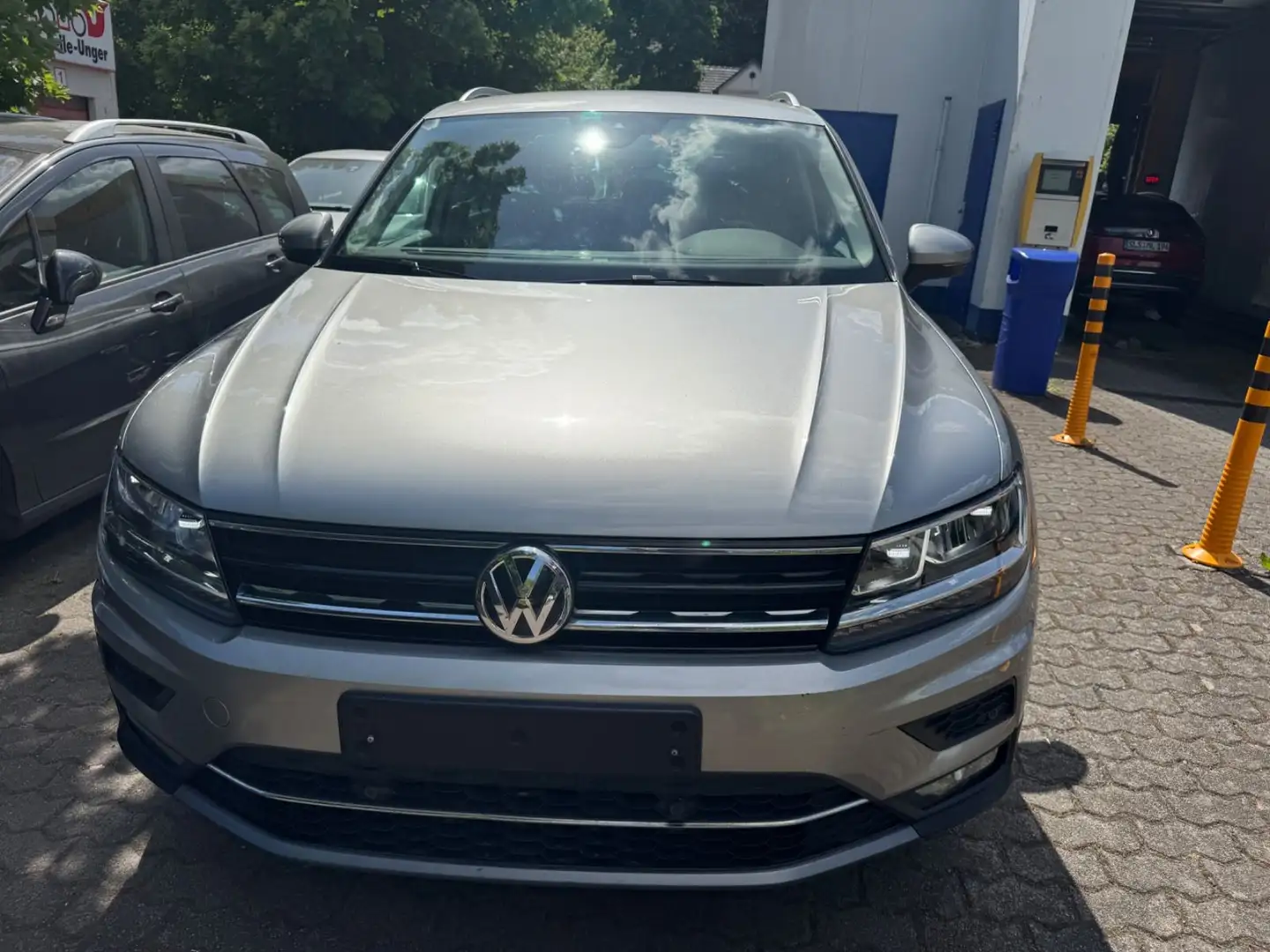 Volkswagen Tiguan Highline 4Motion LED+Navi+Leder+Kamera Argento - 2