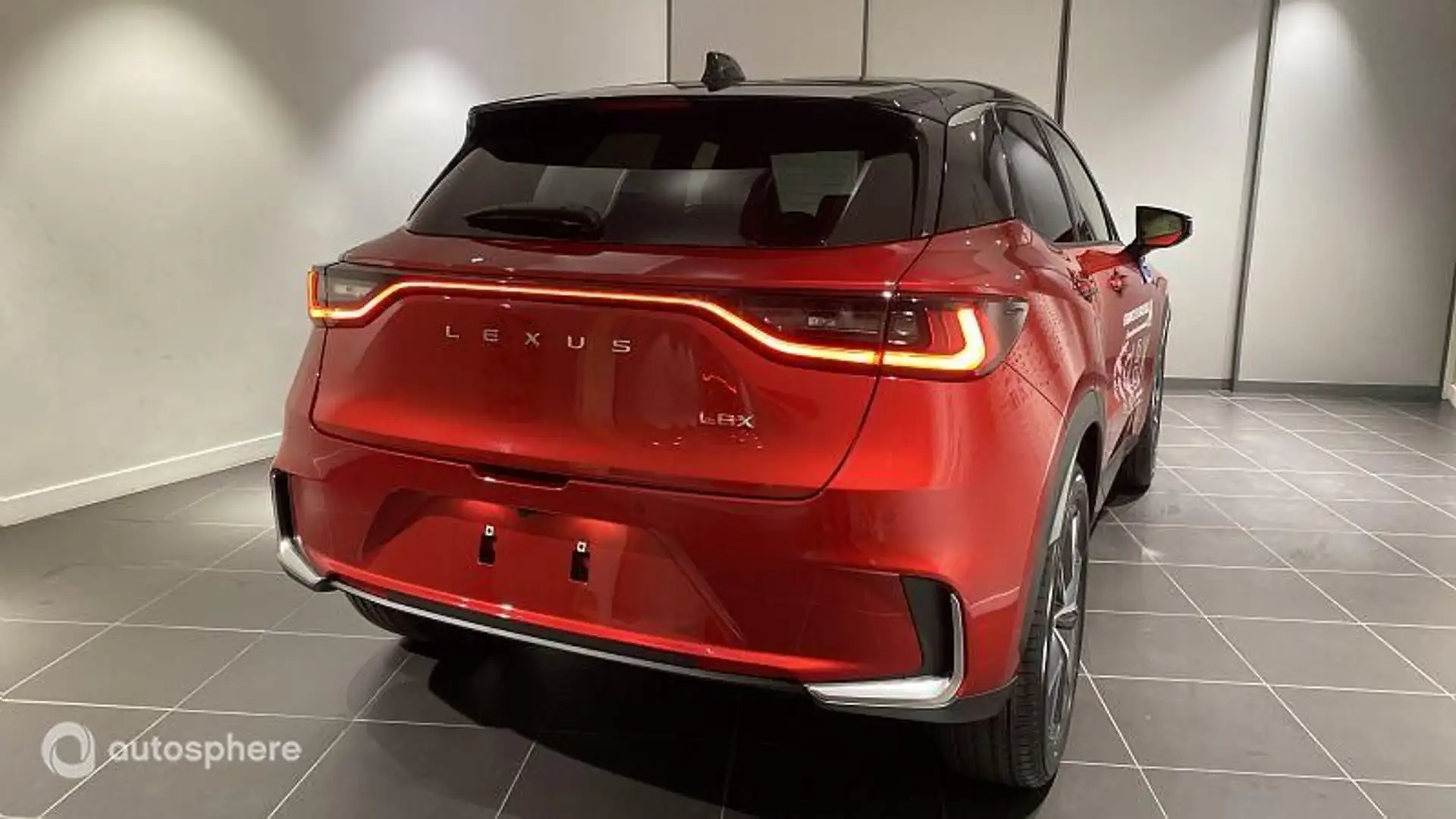 Lexus LBX 1.5 136ch Emotion 2WD - 2