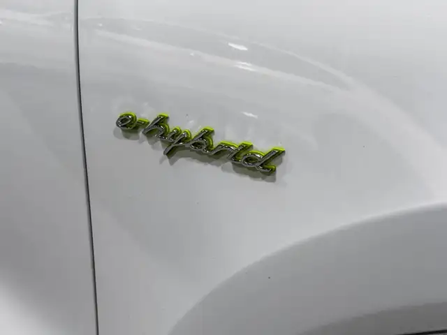 Porsche Cayenne view 4
