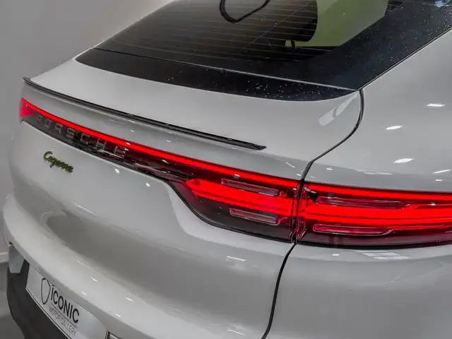 Porsche Cayenne view 6