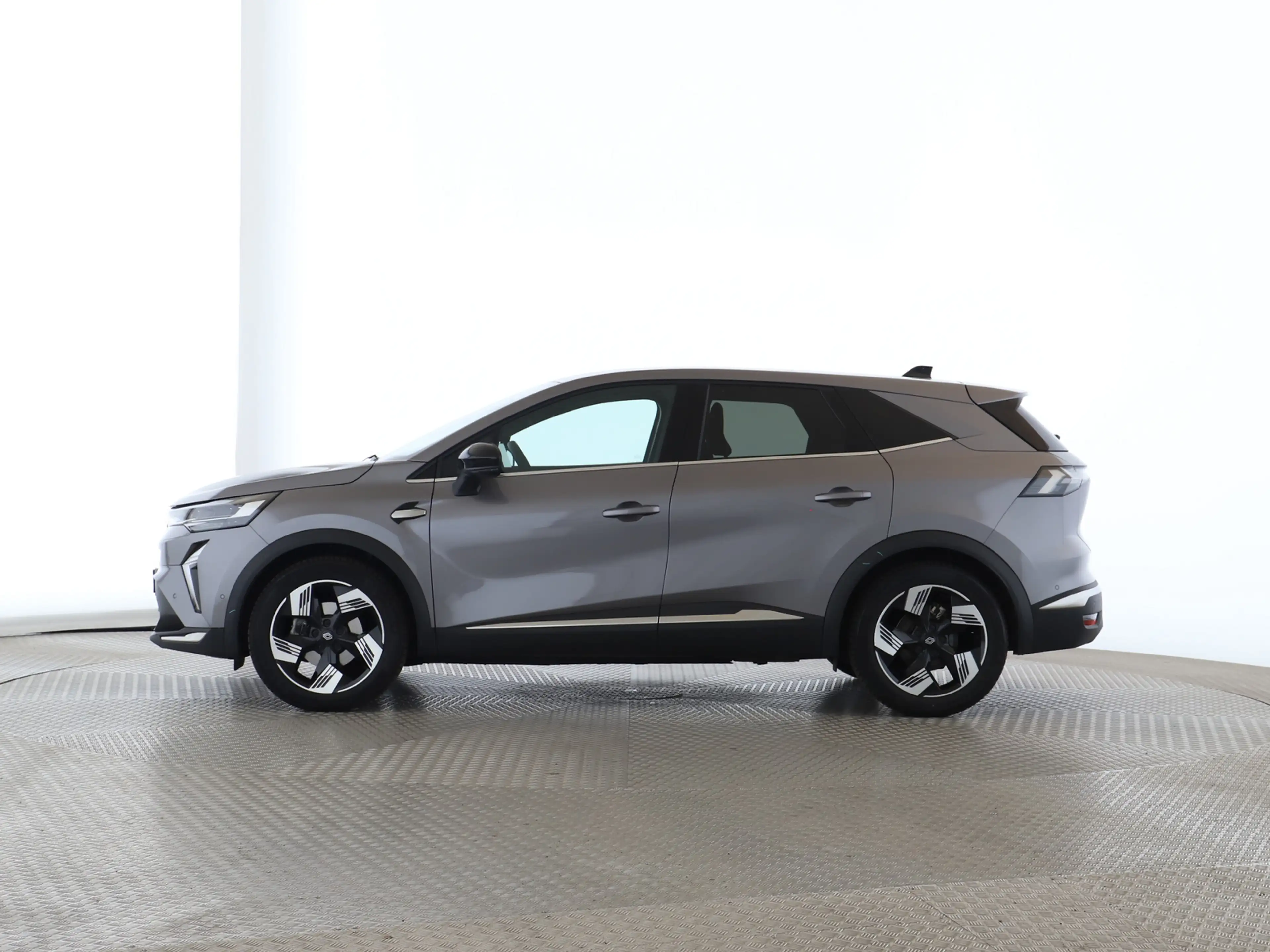 Renault Symbioz Techno Full Hybrid E-Tech 160 SHZ PDC BT — photo 2
