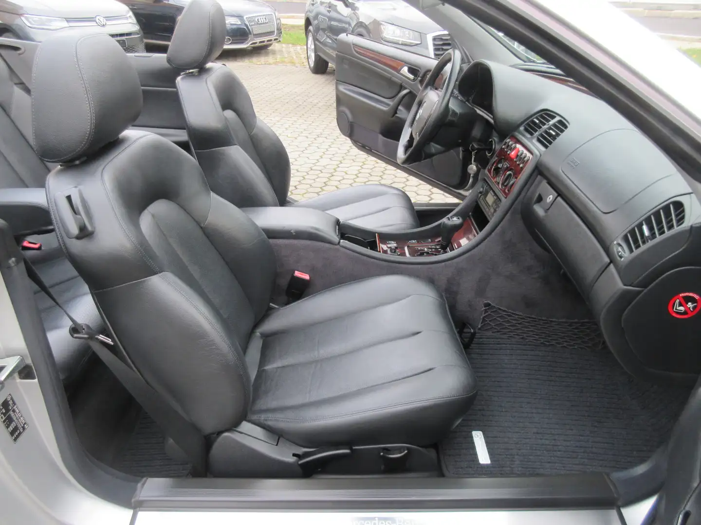 Mercedes-Benz CLK 320 Cabrio Elegance*Sehr gepflegt* Silber - 2