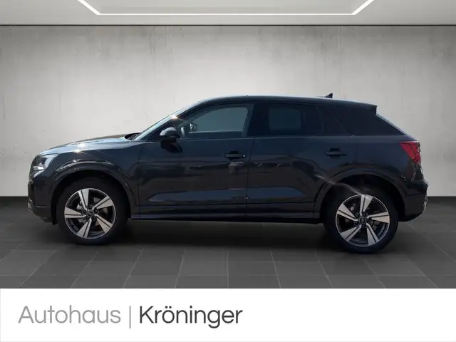 Audi Q2 view 3