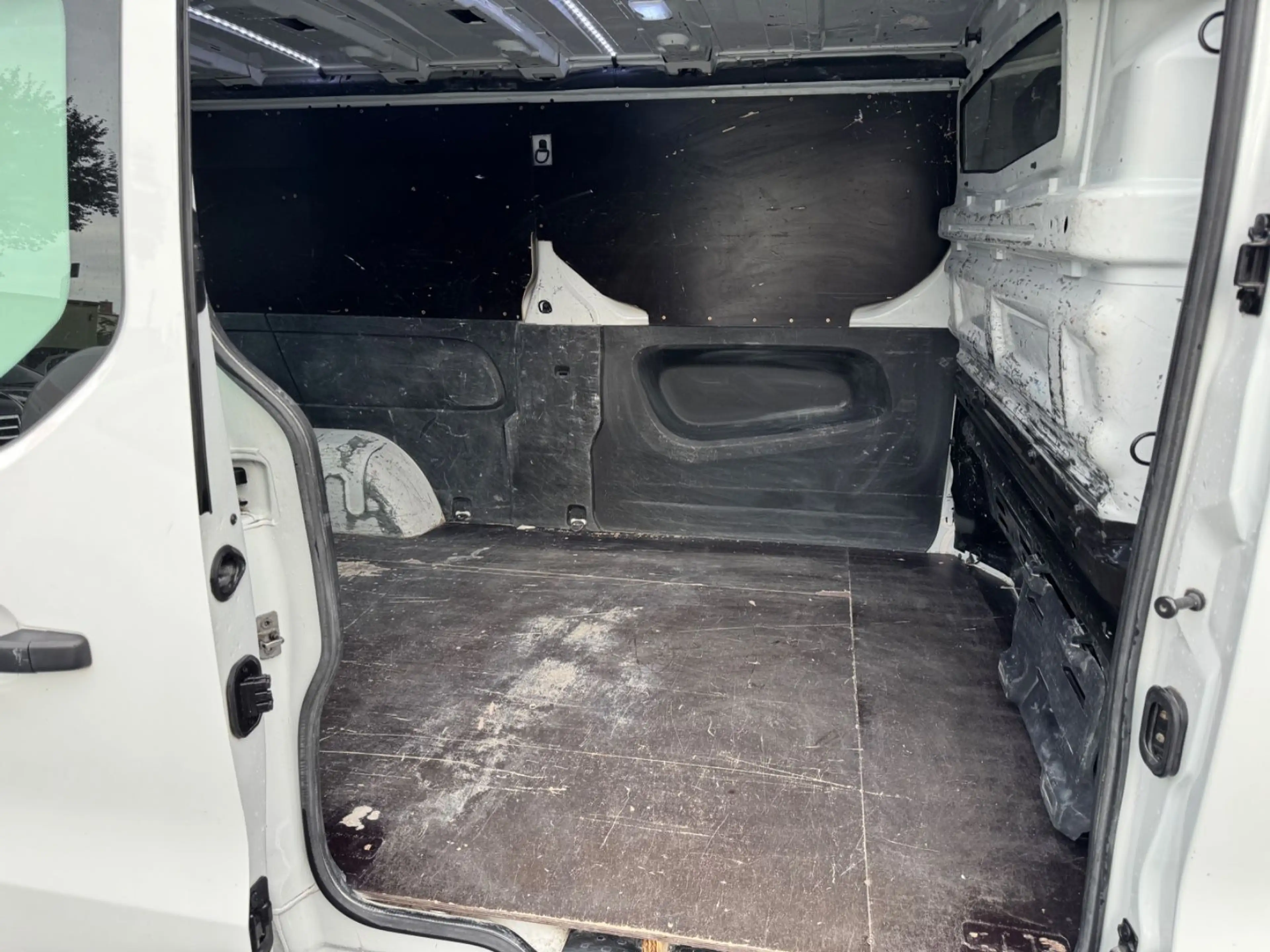 Renault Trafic Kasten L2H1 3,0t Komfort — photo 12