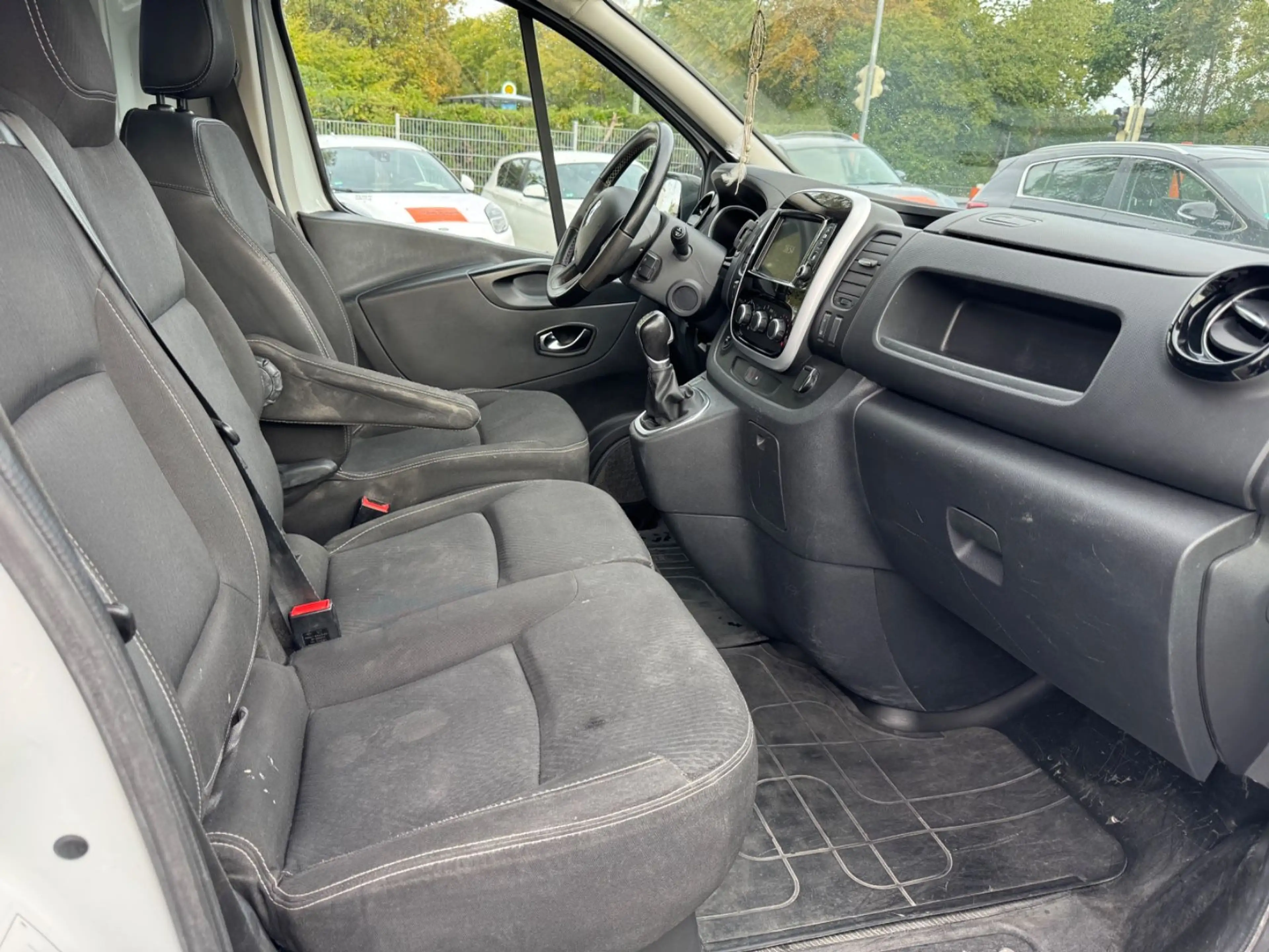 Renault Trafic Kasten L2H1 3,0t Komfort — photo 10