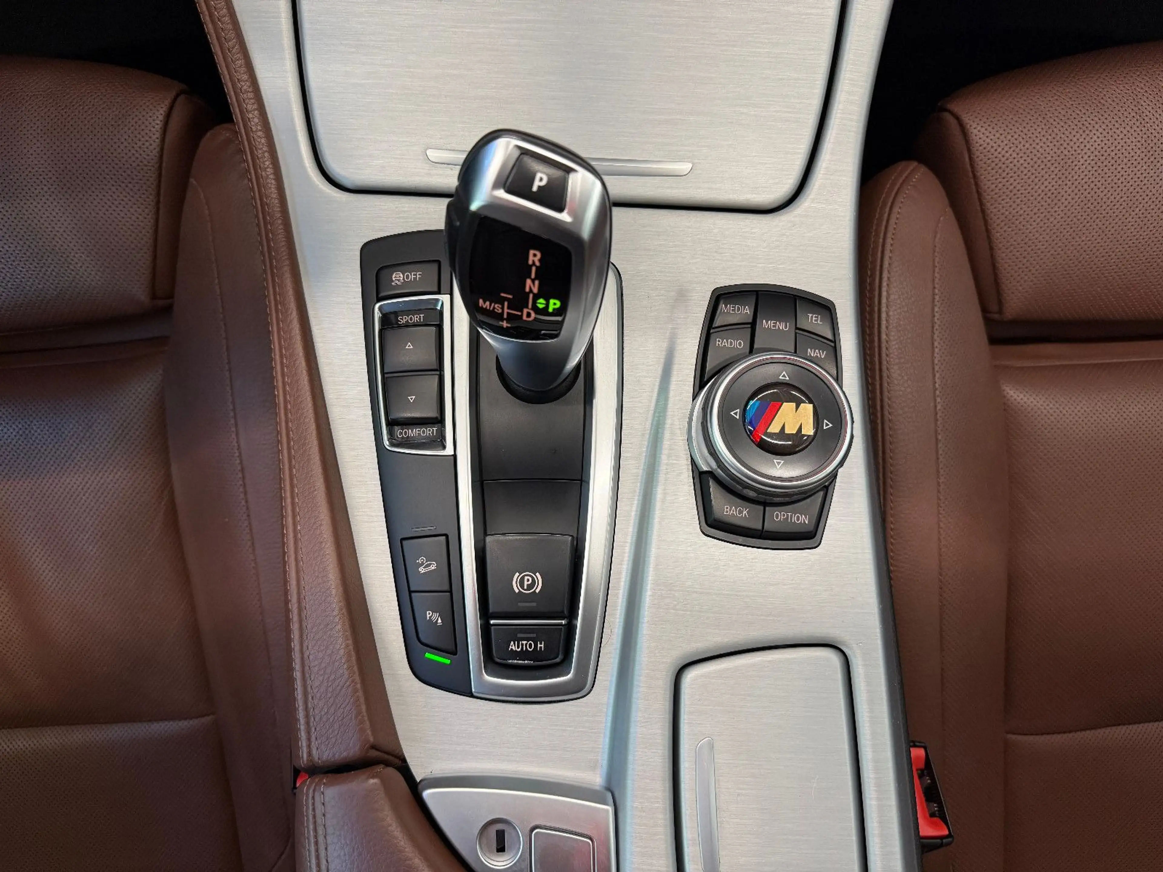 BMW 525 d xDrive Luxury Line HUD Softclose Sitzbelüft — photo 9