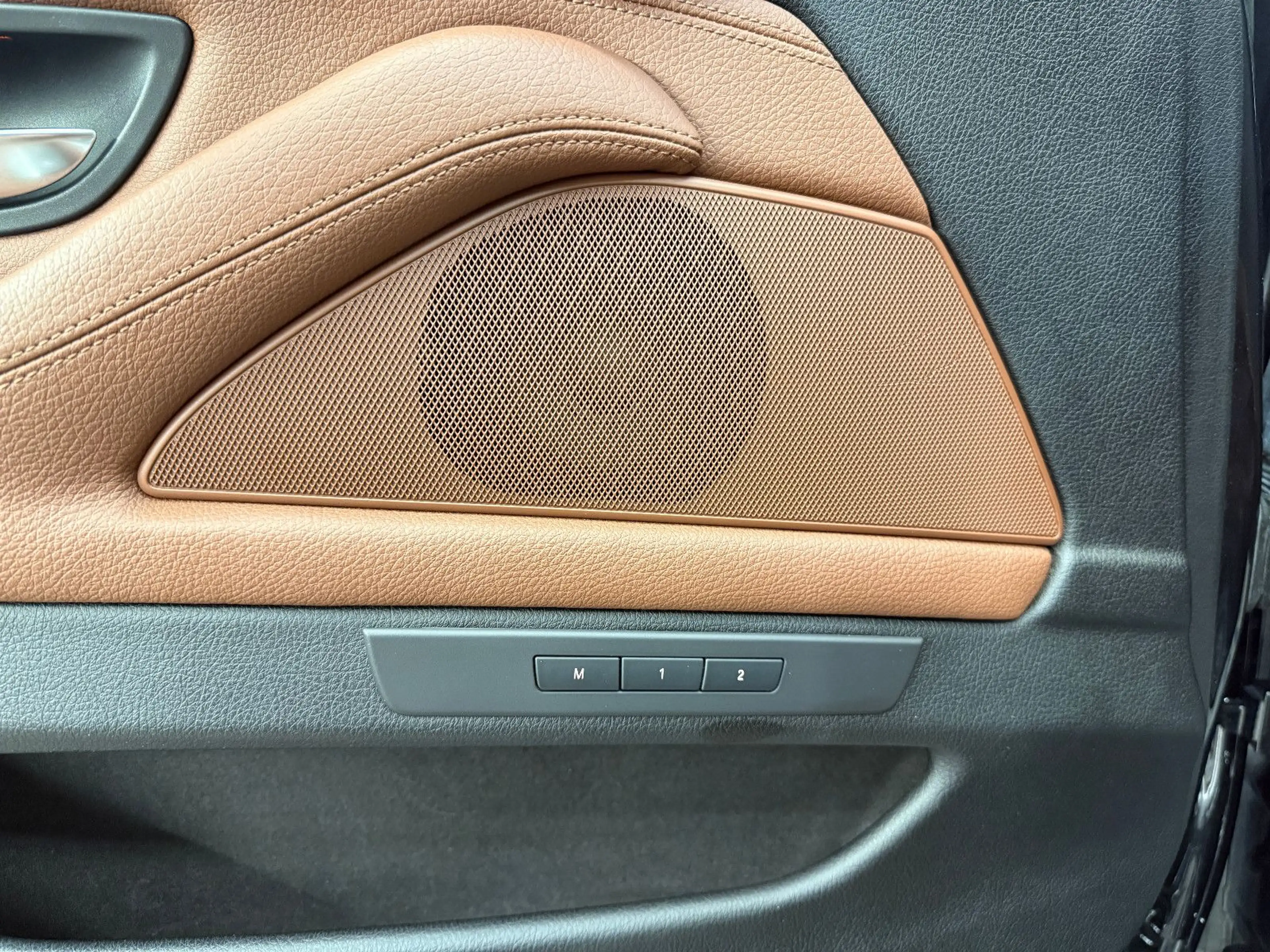 BMW 525 d xDrive Luxury Line HUD Softclose Sitzbelüft — photo 13