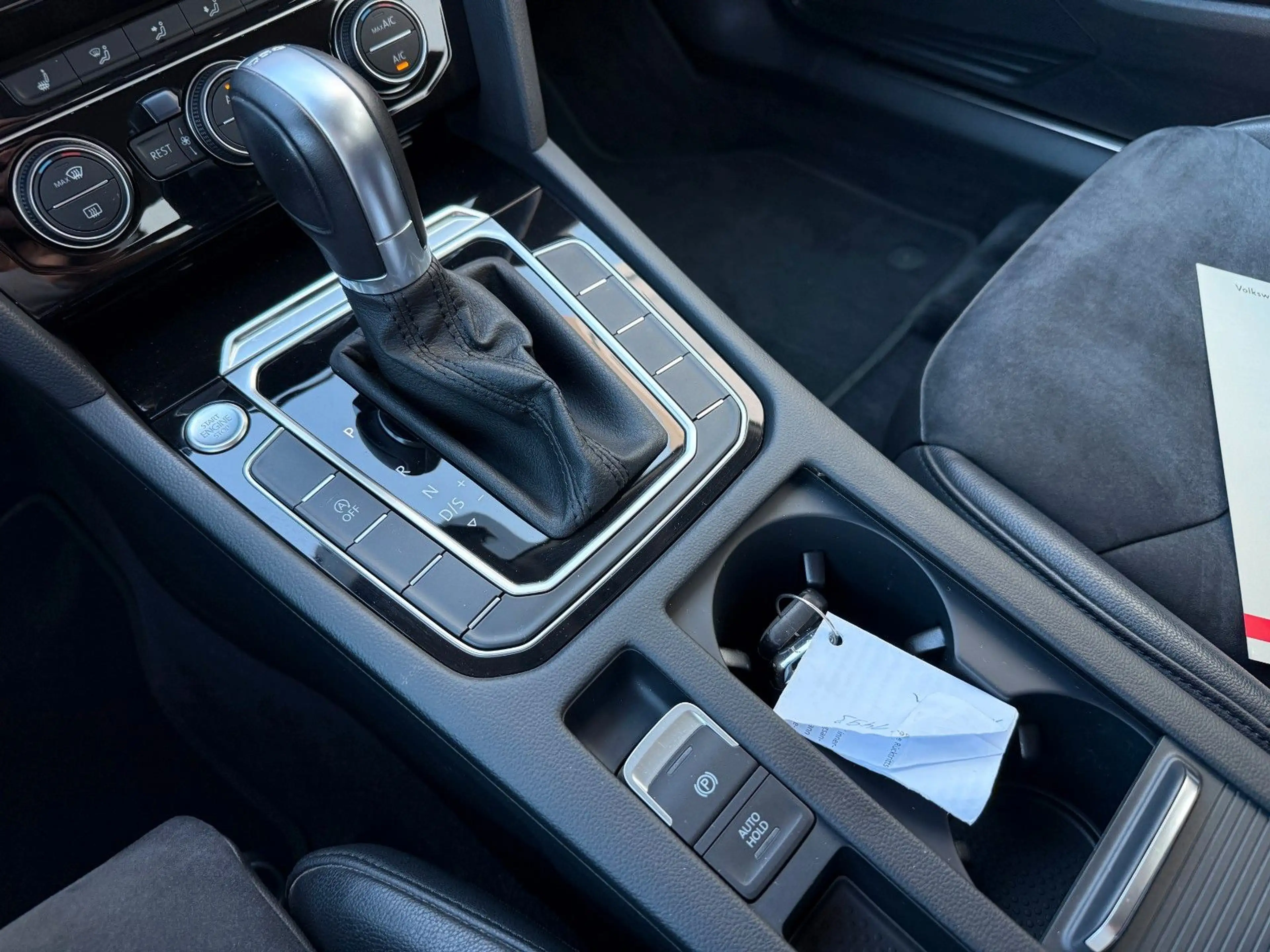 Volkswagen Arteon Elegance DSG NAVI/SHZ/R-KAM/ALCANTARA — photo 15