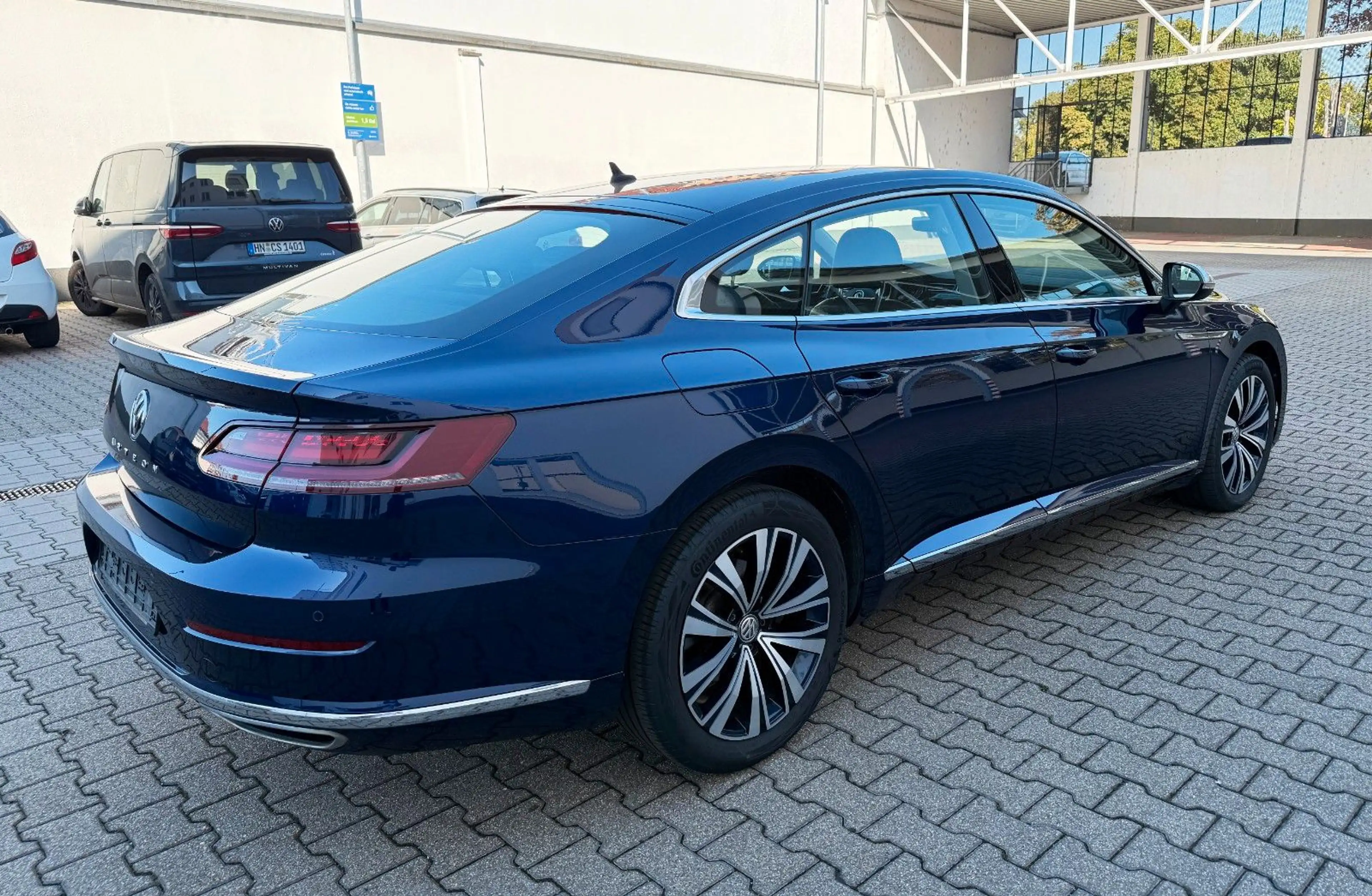 Volkswagen Arteon Elegance DSG NAVI/SHZ/R-KAM/ALCANTARA — photo 5