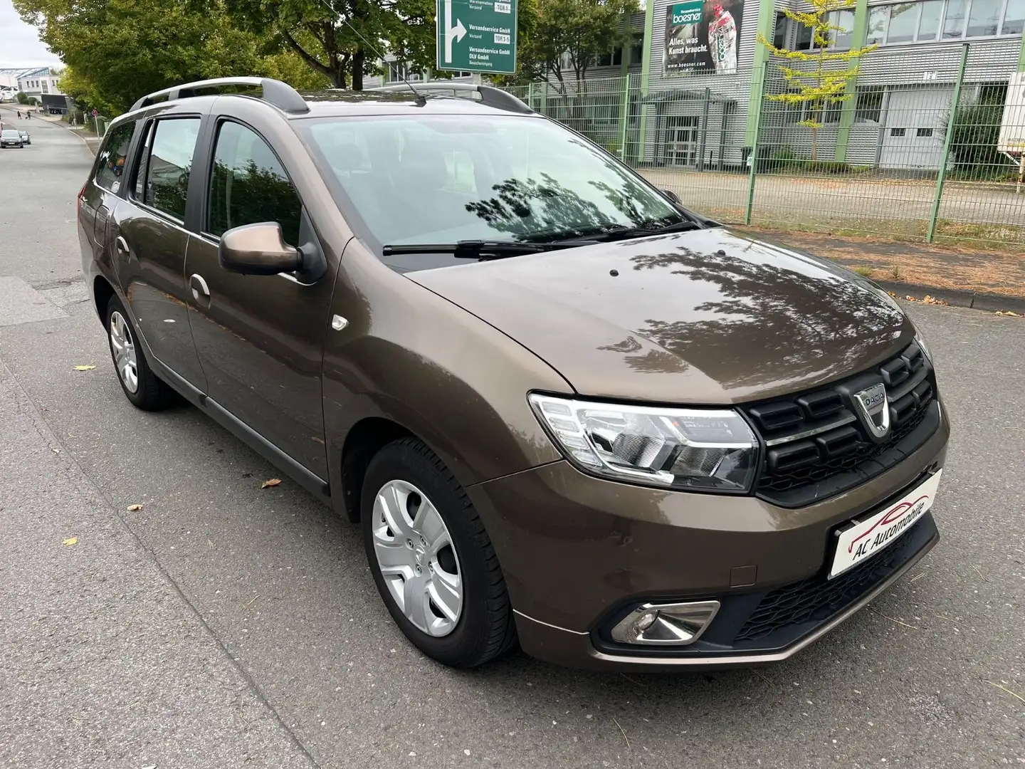 Dacia Logan MCV II Kombi Laureate *Klima*AHK* Brun - 2