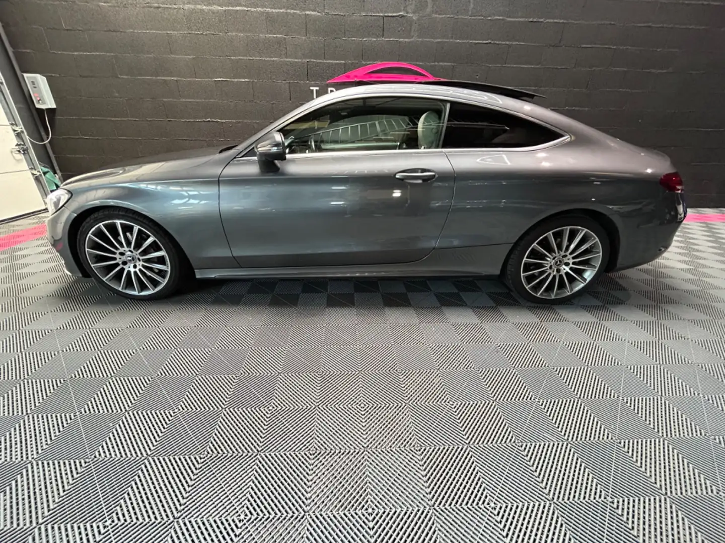 Mercedes-Benz Sportline Gri - 2