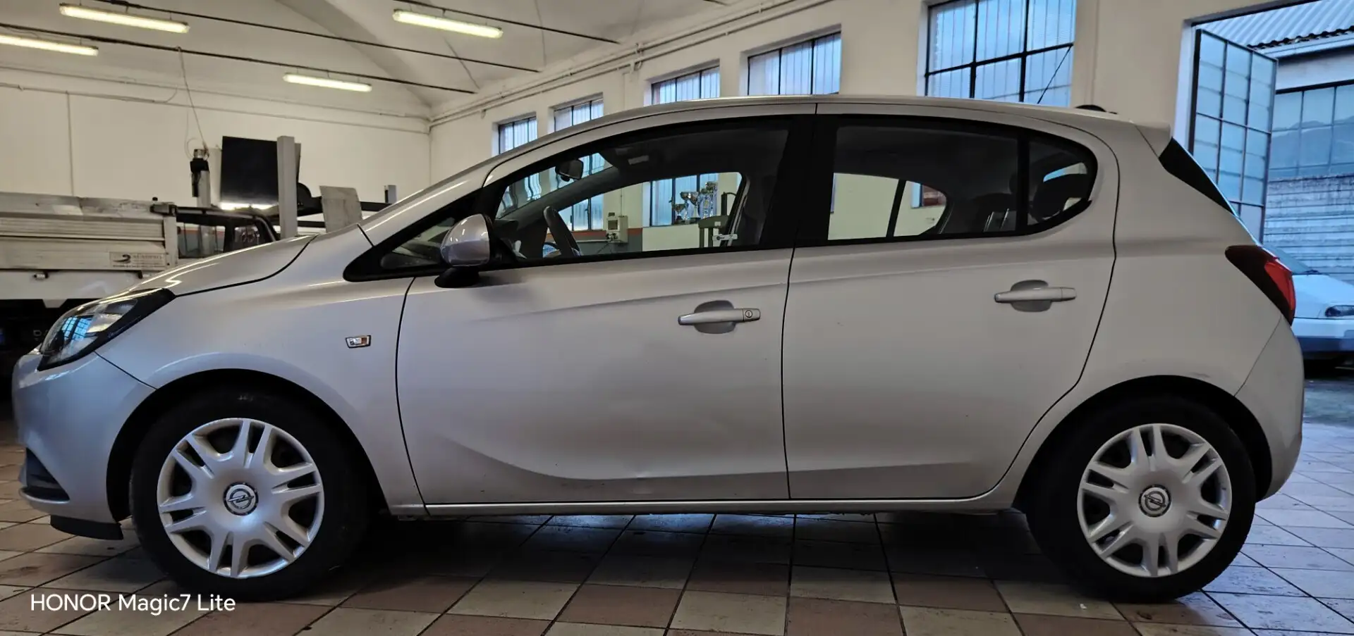 Opel Corsa Corsa 1.4 90CV GPL Tech 5 porte Advance Argent - 2