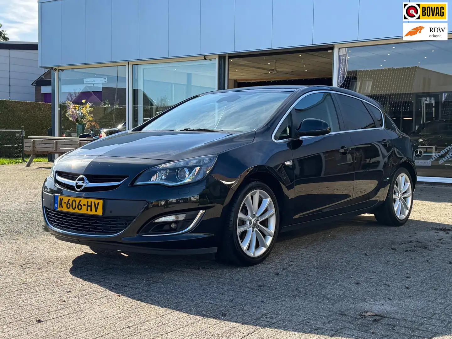 Opel Astra 1.4 Turbo Edition / SPORT / CAMERA / STOEL VERW / Noir - 1
