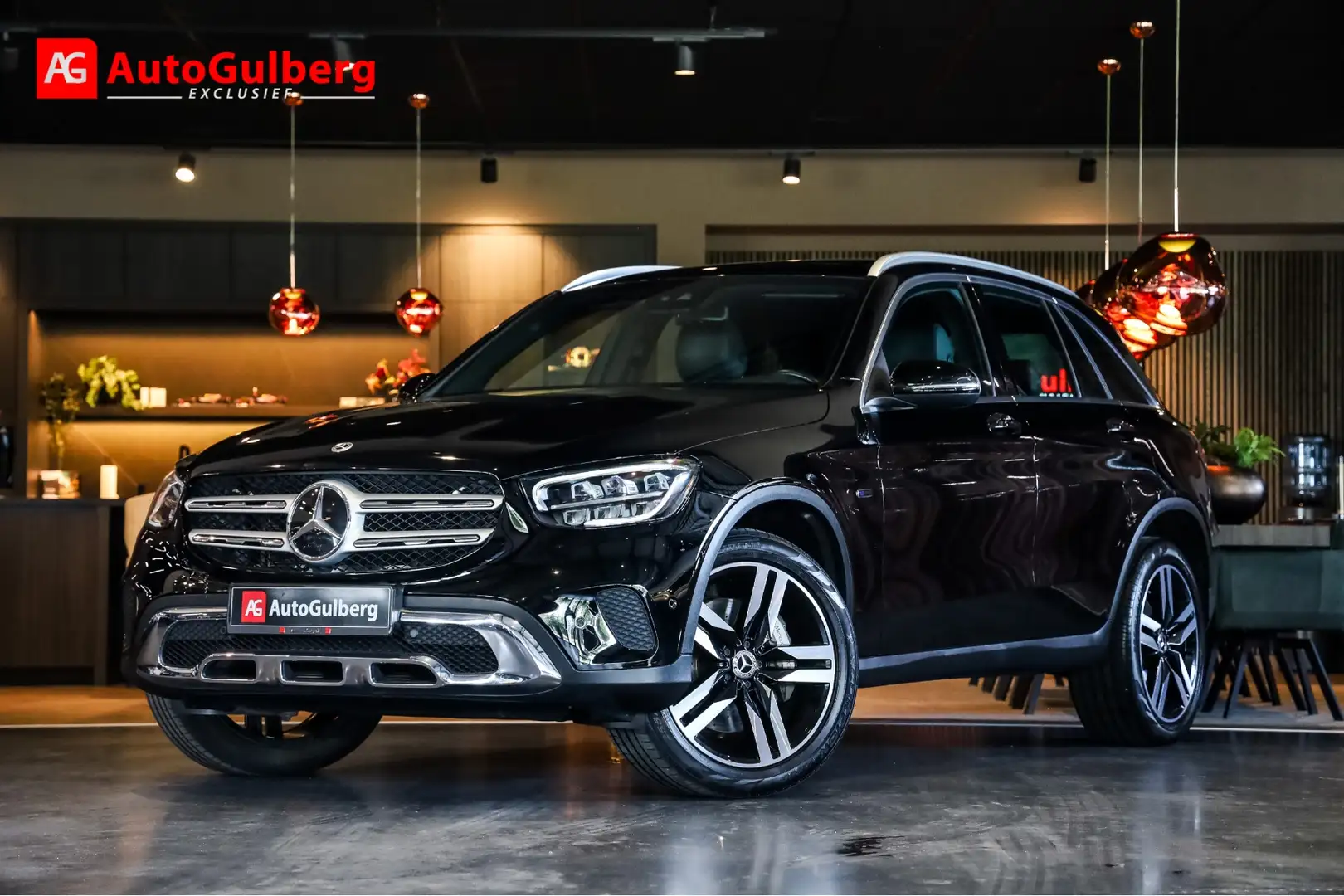 Mercedes-Benz GLC 300 300e 4MATIC Premium Plus Leder, Pano, Camera, DAB, Nero - 1