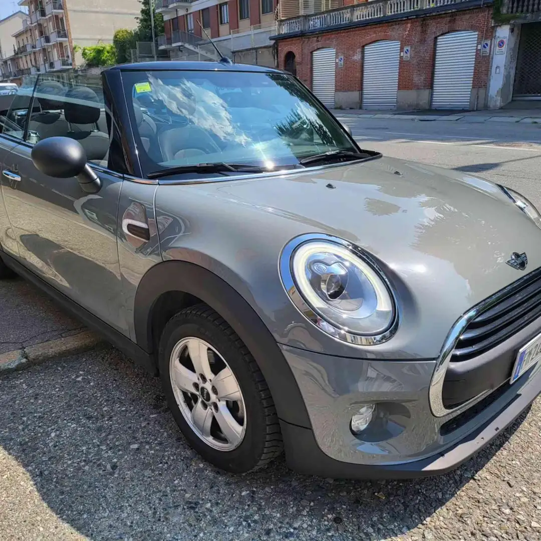 MINI One Cabrio 1.5 One Boost Cabrio Grey - 1