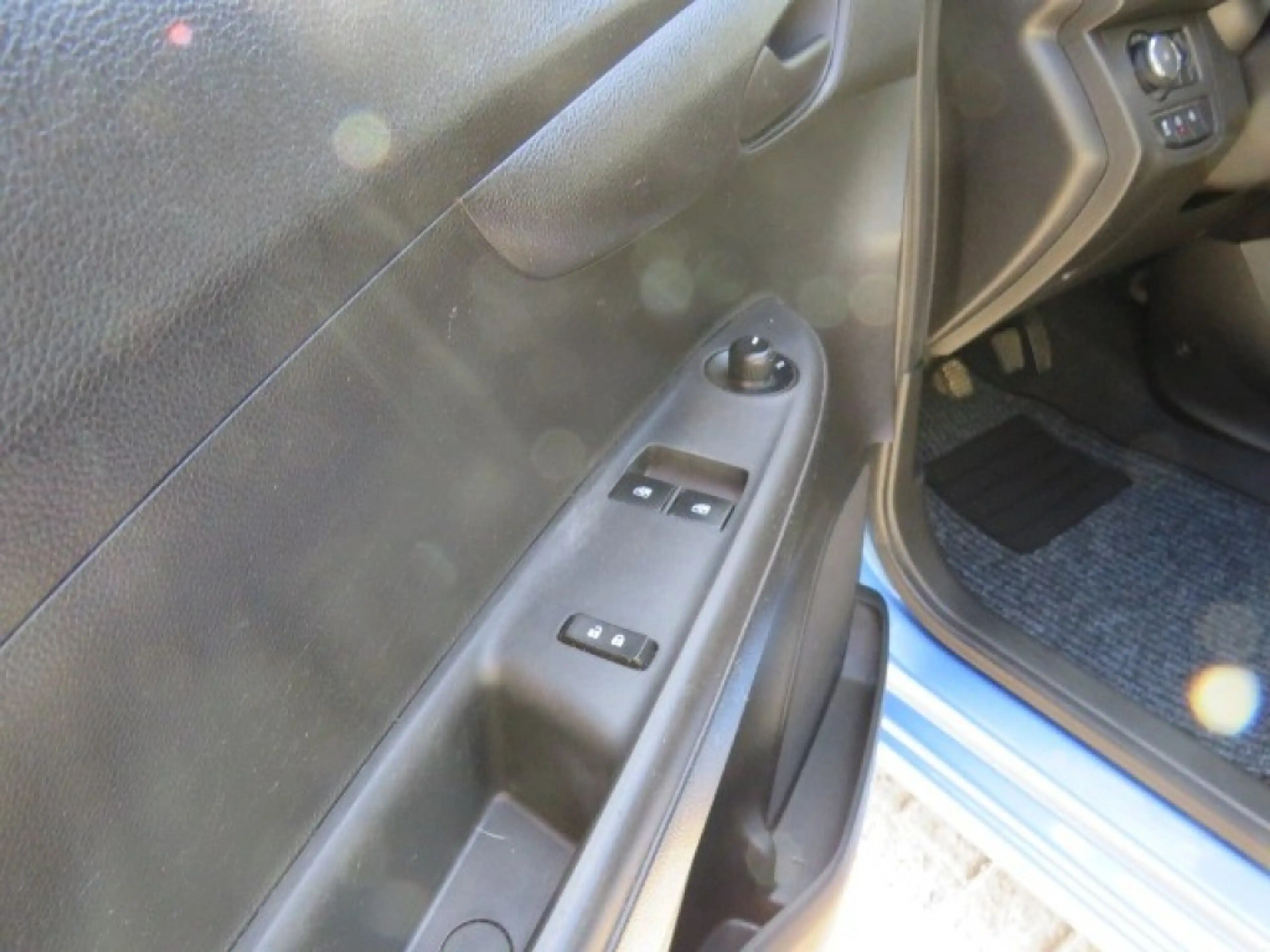 Opel Karl 1.0 ECOFLEX EDITION — photo 9