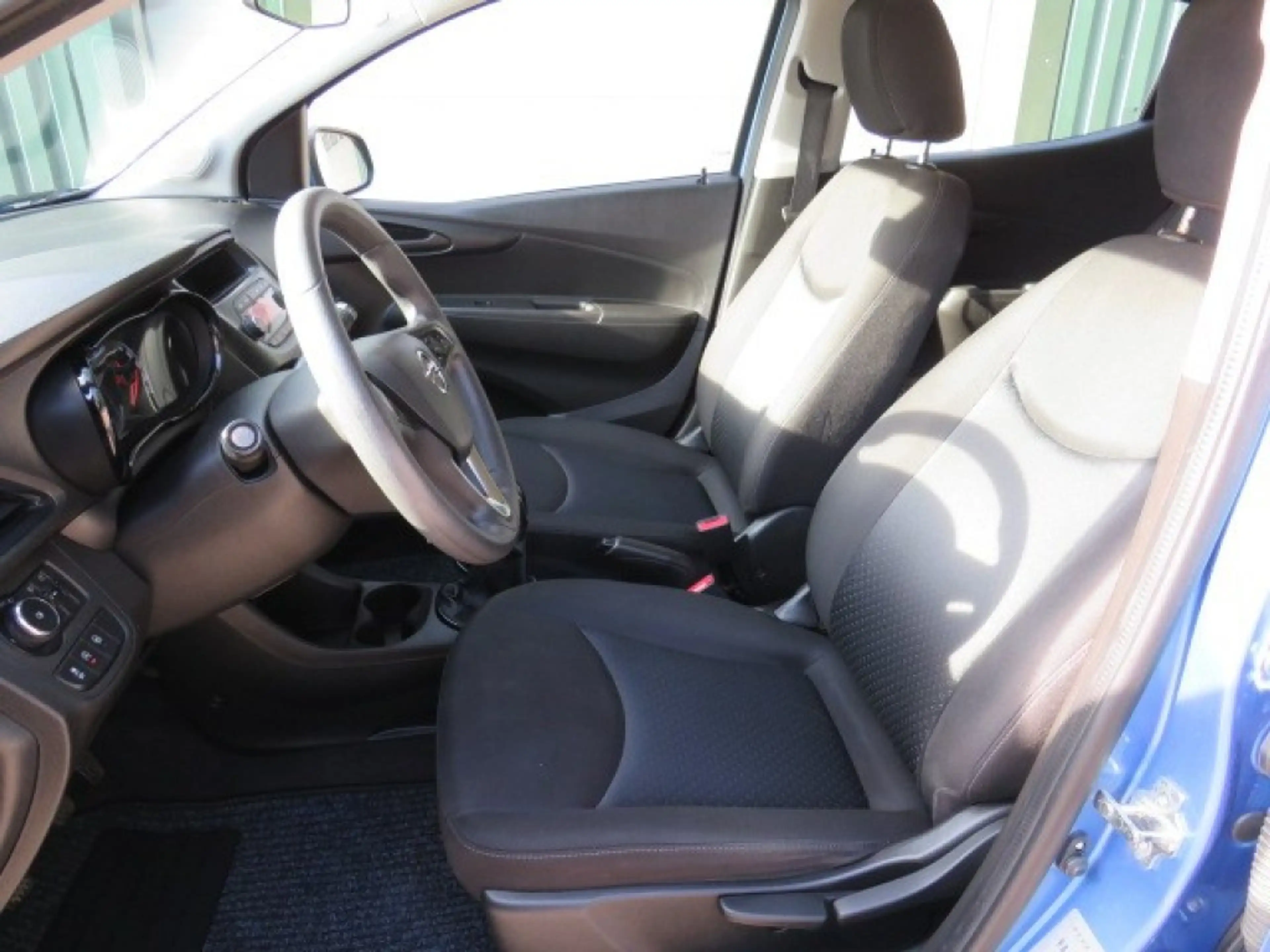 Opel Karl 1.0 ECOFLEX EDITION — photo 8