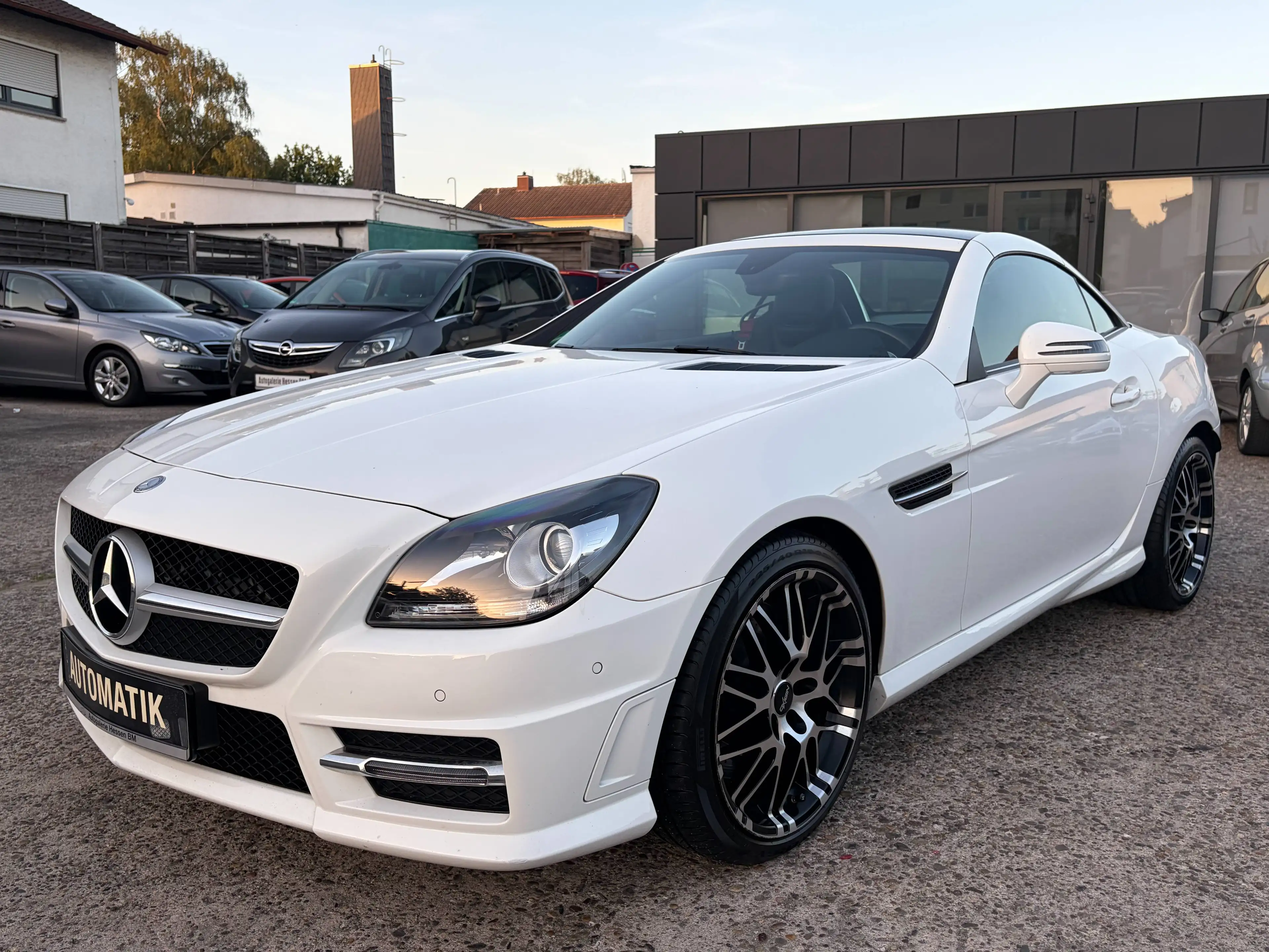 Mercedes-Benz SLK 200 SLK 200 BlueEfficiency*Automatik*SHZ*Temp.*Leder*HU/AU Neu*BT*PDC*AMG_Look — photo 2