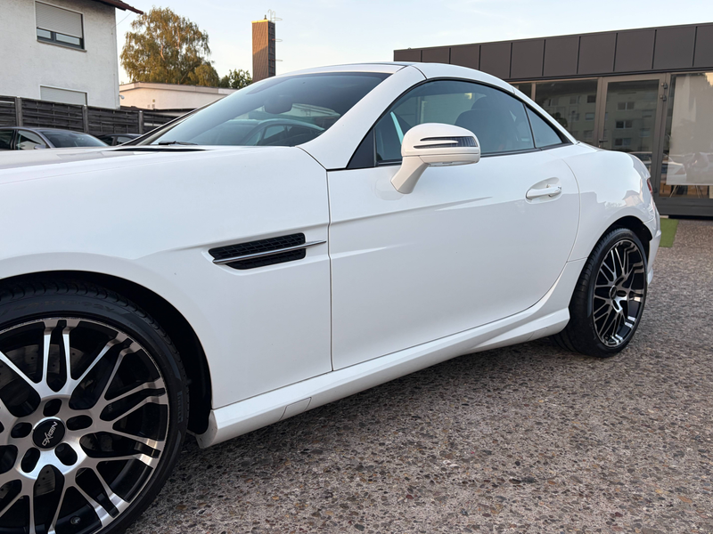 Mercedes-Benz SLK 200 SLK 200 BlueEfficiency*Automatik*SHZ*Temp.*Leder*HU/AU Neu*BT*PDC*AMG_Look — photo 7