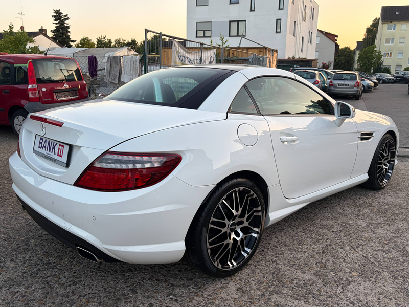 Mercedes-Benz SLK 200 SLK 200 BlueEfficiency*Automatik*SHZ*Temp.*Leder*HU/AU Neu*BT*PDC*AMG_Look — photo 15