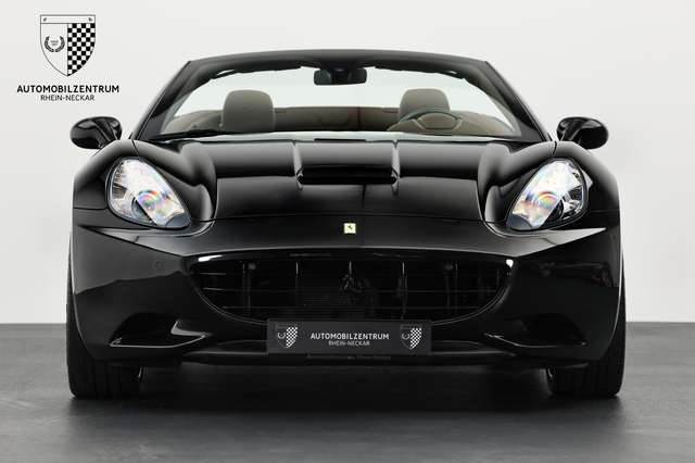 Ferrari California California 30 LED-Carbonlenkrad/DiamondStitching