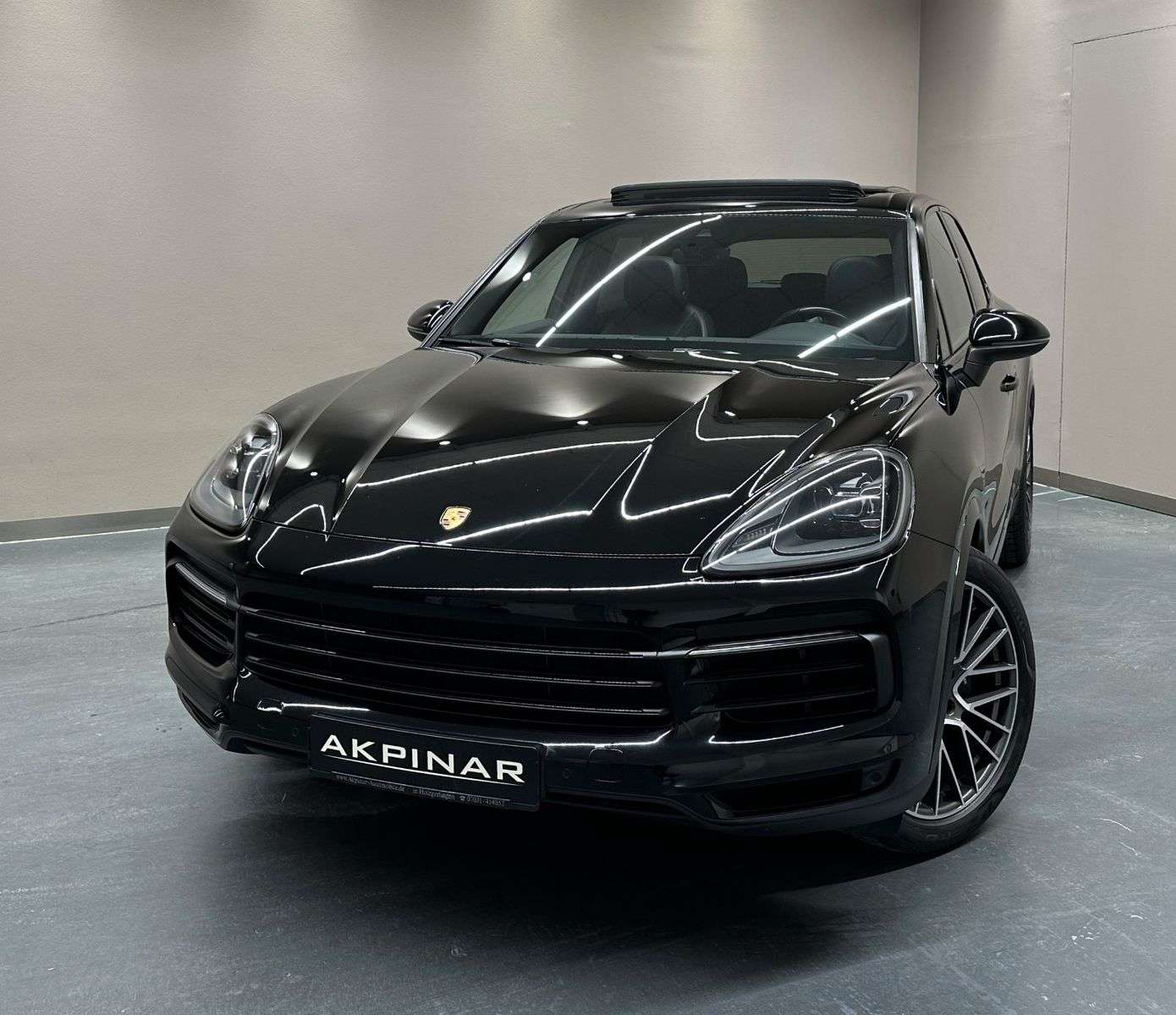 Second hand Porsche Cayenne 