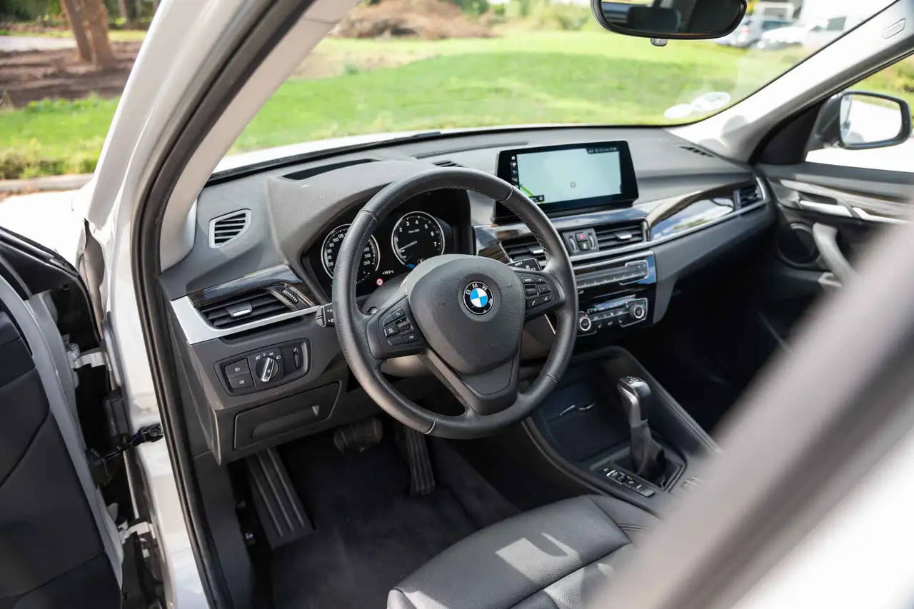 BMW X1 PHEV*LED*18 INCH*HEAD UP*CAR PLAY*TREKHAAK*, миниатюра 19