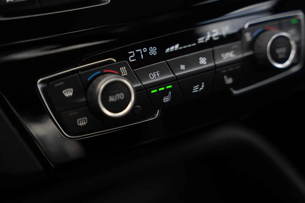 BMW X1 PHEV*LED*18 INCH*HEAD UP*CAR PLAY*TREKHAAK*, миниатюра 29