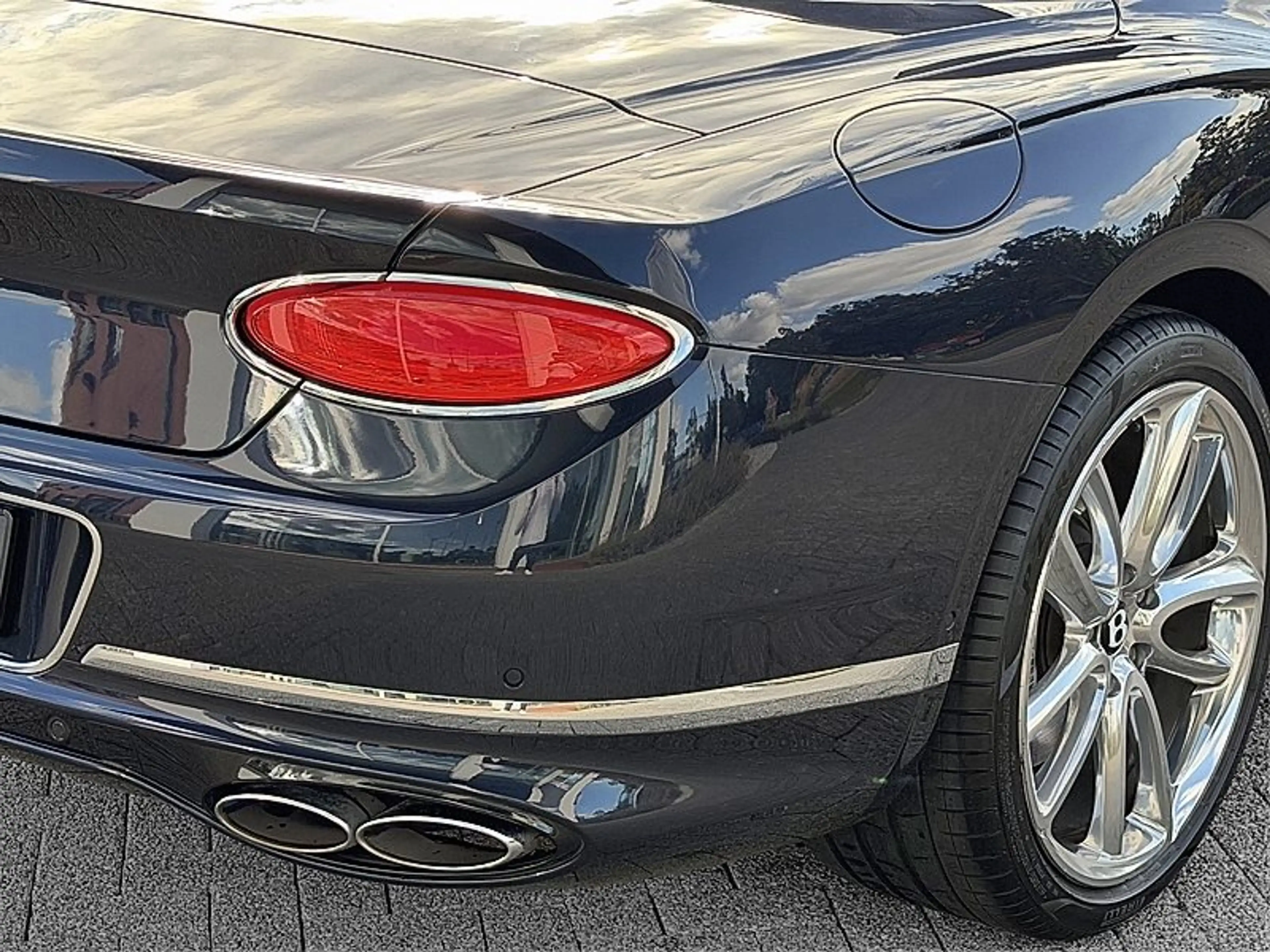 Bentley Continental GTC V8 *NAIM*MwSt.*Rotating* — photo 7