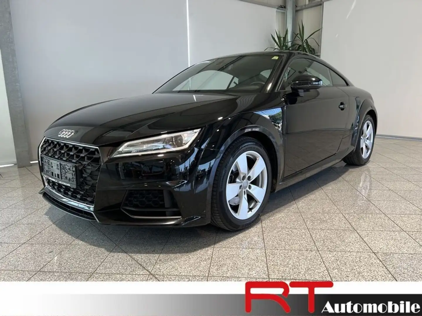 Audi TT 40 TFSI Schwarz - 1