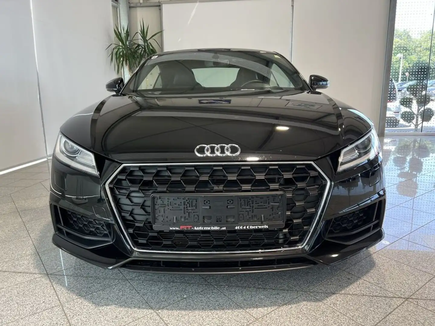 Audi TT 40 TFSI Schwarz - 2