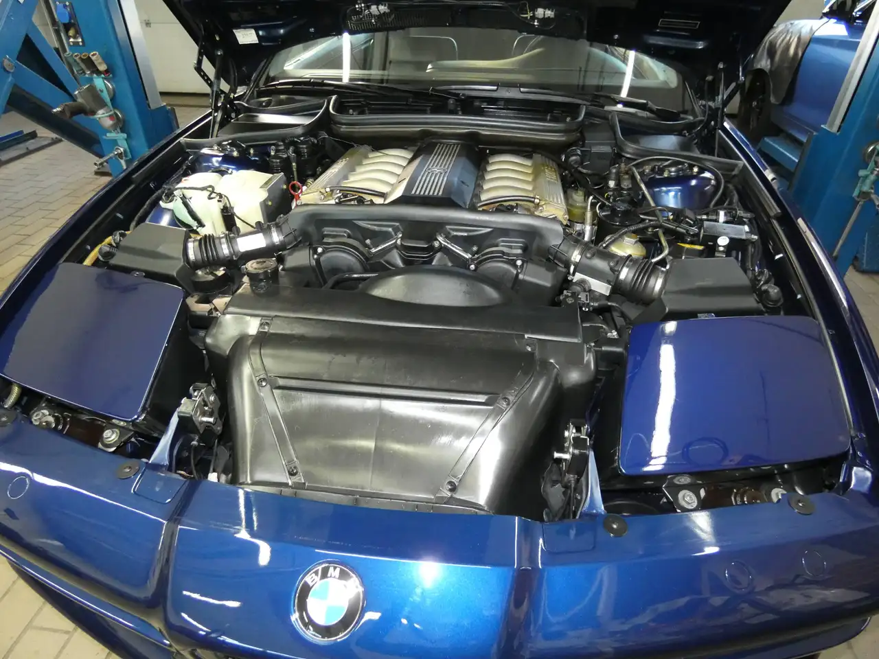BMW 850 8er 850Ci (850i), foto 5