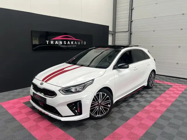 Kia Ceed / cee'd CEED GT 1.6 T-GDI 204 CH ENTRETIEN COMPLET TO CARPLAY ATTELAGE JBL SIEGES ET VOLANT CHAUFFANTS