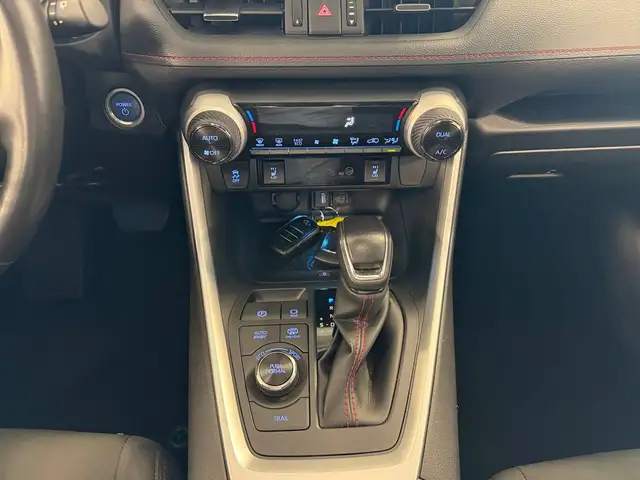 Toyota Rav4 view 10